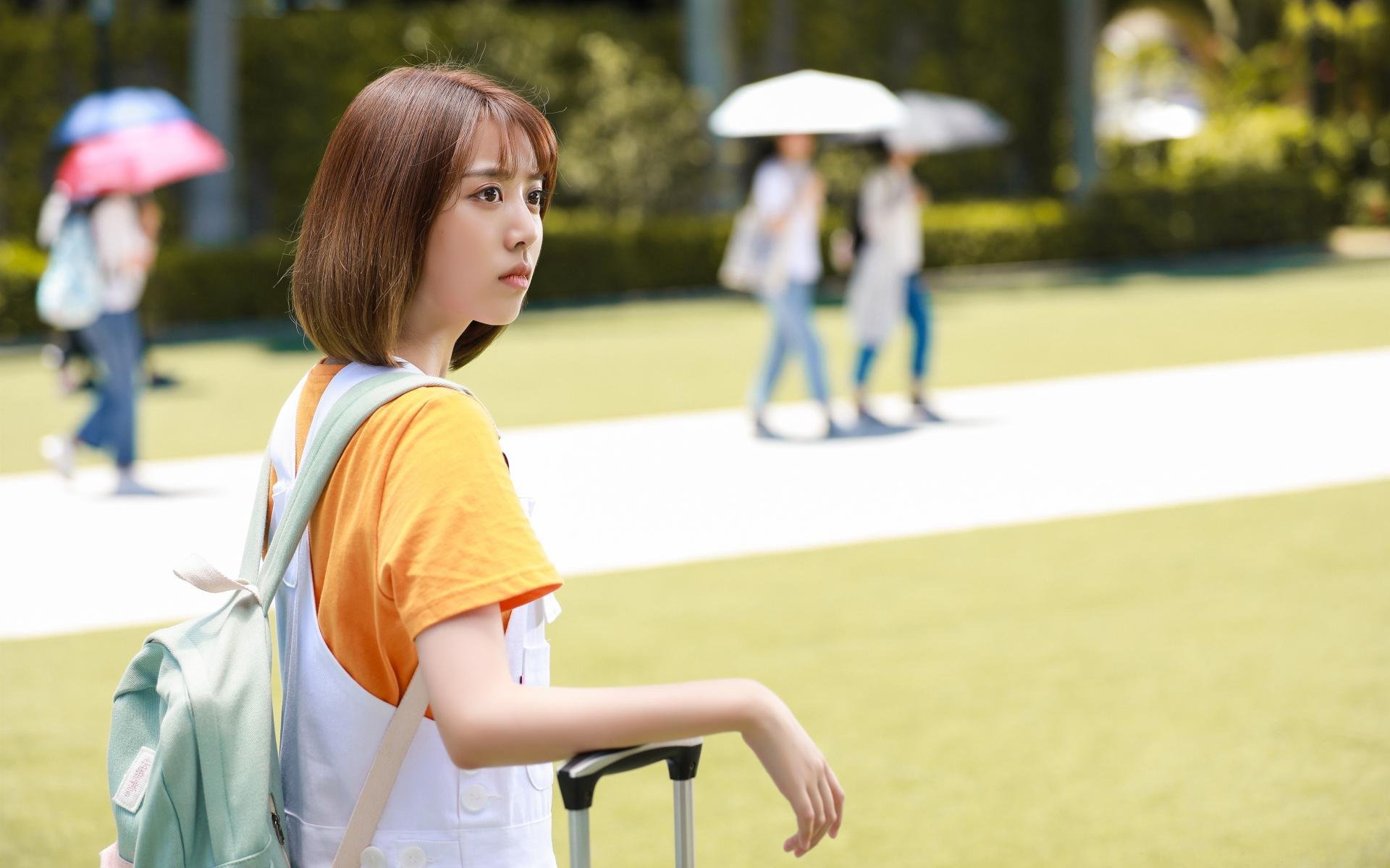 闪电与齿轮，足球舞台上的个人神迹与团队压制