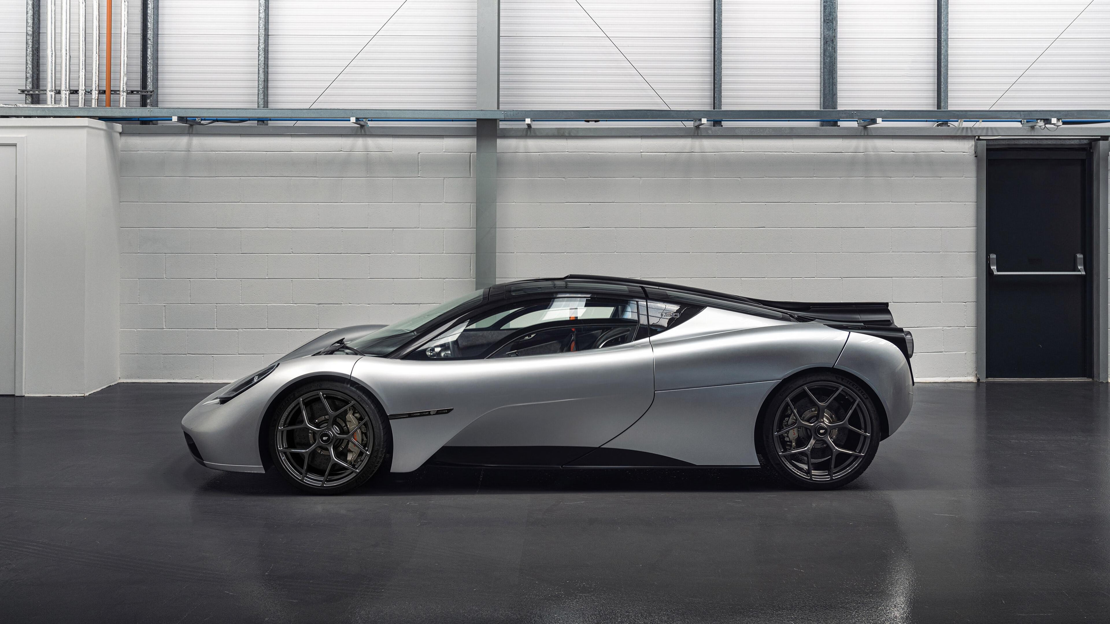 历史性的跨越，浙江男篮击败鹈鹕，莫兰特43分铸就经典